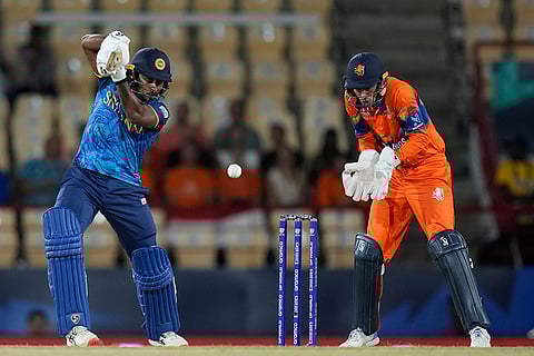 Kamindu Mendis bats against Netherlands